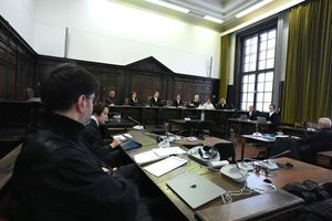 82 Verhandlungstage sind bis Mitte Dezember bereits anberaumt. - Foto: Marcus Brandt/Pool dpa/dpa