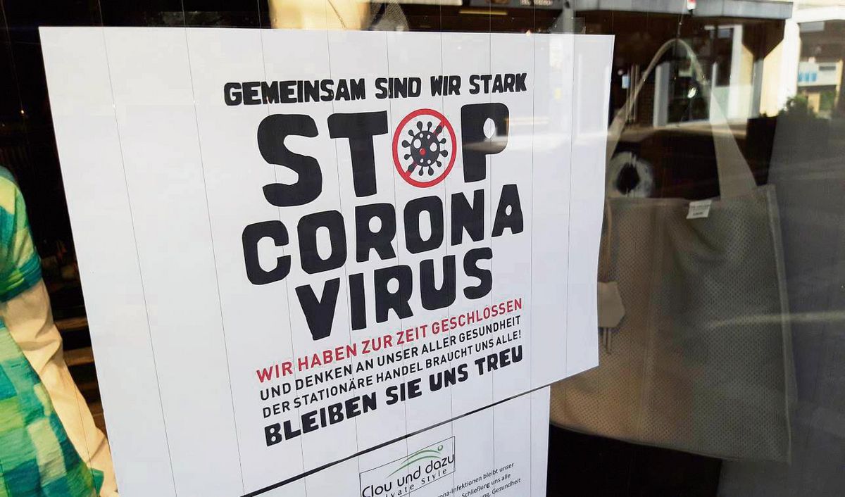 Läden im Lockdown: Im März 2020 mussten Einzelhändler ihre Geschäfte schließen. „Der stationäre Handel braucht uns alle! Bleiben Sie uns treu“, lautete der Appell. Archivfoto: Schwade/ Fotos: Goddek (2)