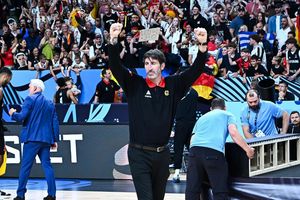 Alex Mumbru nach dem EM-Finale. - Foto: Stefanos Kyriazis/ZUMA Press Wire/dpa