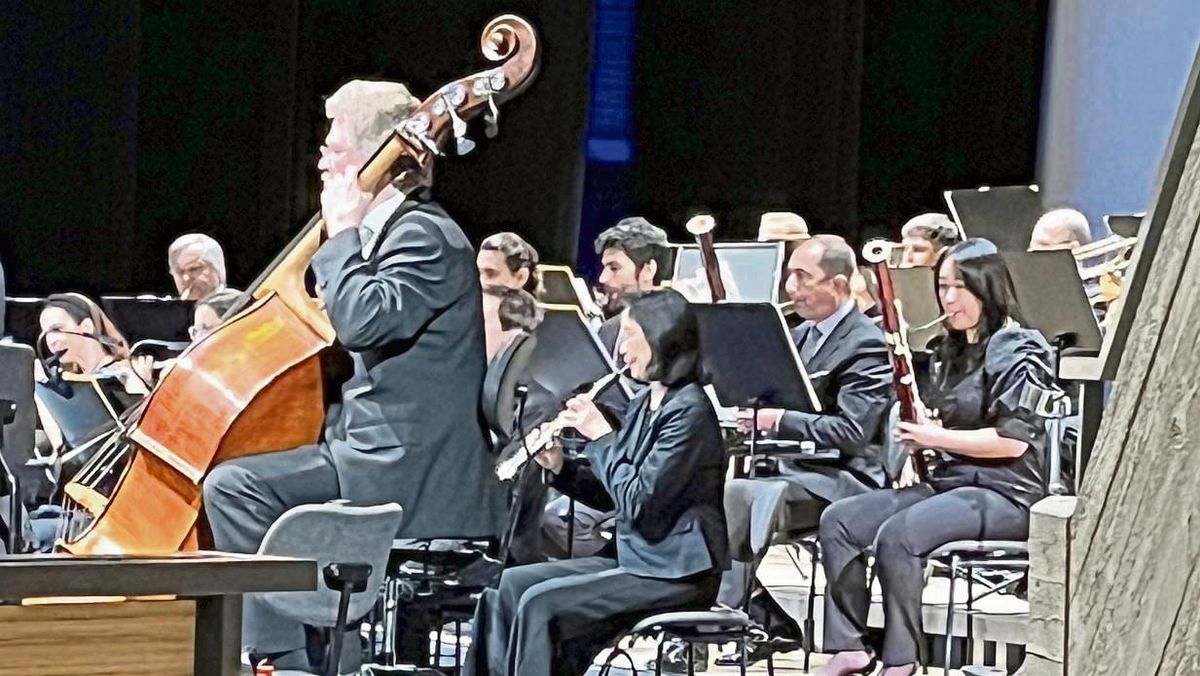 Um „Tänze aus aller Welt“ drehte sich alles beim Neujahrskonzert mit der Neuen Philharmonie Westfalen. Fotos: Meschede
