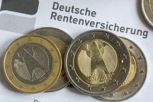 Das Rentensystem ist unter Druck (Symbolbild) - Foto: Fernando Gutierrez-Juarez/dpa