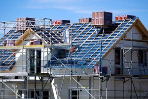 Künftig kommen wieder mehr Häuser für staatliche Förderung infrage. (Archivbild) - Foto: Sven Hoppe/dpa