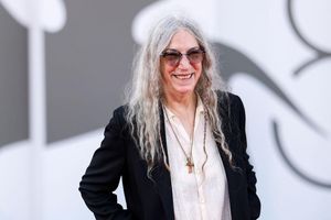 Smith, die 1975 mit ihrem Debütalbum «Horses» berühmt wurde, kommt im Juli für Konzerte nach Deutschland. (Archivbild) - Foto: Vianney Le Caer/Invision/AP/dpa