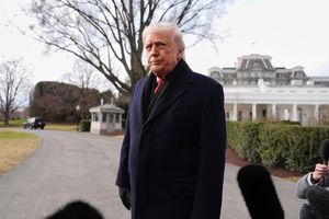 US-Präsident Donald Trump verweist auf die angebliche Absage von 800 Hinrichtungen im Iran. - Foto: Evan Vucci/AP/dpa