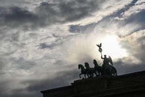 Die Gefühlslage der Nation ist nach Einschätzung des Psychologen Stephan Grünewald derzeit schwierig und stark von Verdrängung geprägt. (Archivbild) - Foto: Jens Kalaene/dpa-Zentralbild/ZB