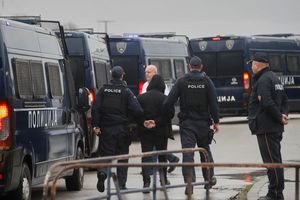 In Skopje beginnt ein Prozess gegen Dutzende mutmaßlich Verantwortliche für den verheerenden Brand in einem Nachtclub, infolgedessen 63 Menschen ums Leben kamen. - Foto: Boris Grdanoski/AP/dpa