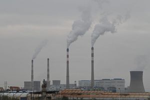 Greenpeace hat einen sinkenden Zubau von Kohlekraftkapazität in China errechnet. (Symbolbild) - Foto: Johannes Neudecker/dpa