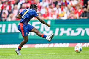 Traf zum Leipziger Sieg: Johan Bakayoko. - Foto: Uwe Anspach/dpa