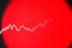 Das deutsche Börsenbarometer bleibt auf Rekordkurs. - Foto: Arne Dedert/dpa