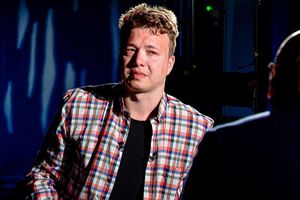 Der belarussische Blogger Roman Protassewitsch soll schon bei seiner Festnahme in einem in Minsk zur Landung gezwungenen Flugzeug für den Geheimdienst seiner Heimat gearbeitet haben. (Archivbild) - Foto: -/ONT Channel/AP/dpa