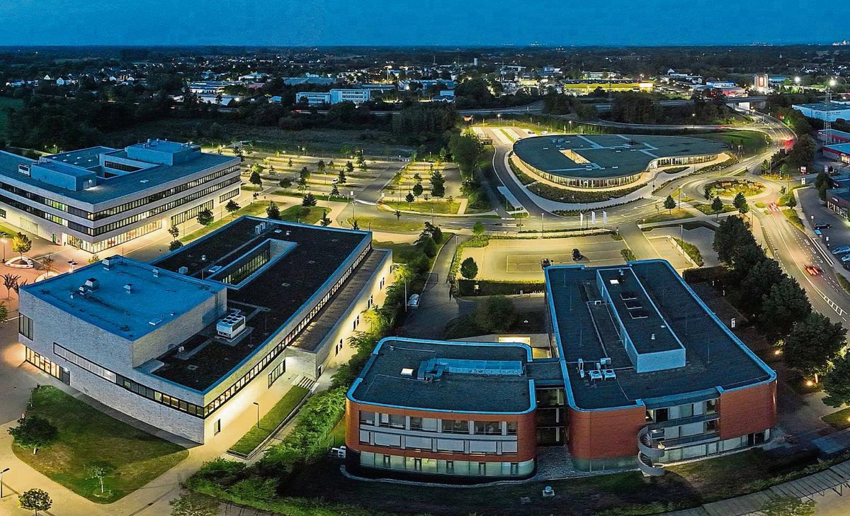 Die HSHL mietet freie Räume im benachbarten IQ an. Foto: Eickhoff