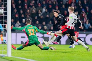 Der Glücksmoment: Jamal Musiala (M) erzielt sein Comeback-Tor zum 1:0. - Foto: Rolf Vennenbernd/dpa