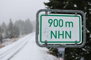 Ab einer Höhe von 400 bis 600 Meter kann es schneien. - Foto: Matthias Bein/dpa