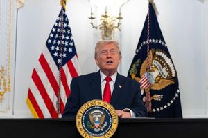 Eine Nationalgardistin ist laut US-Präsident Donald Trump ihren Verletzungen erlegen. - Foto: Alex Brandon/AP/dpa