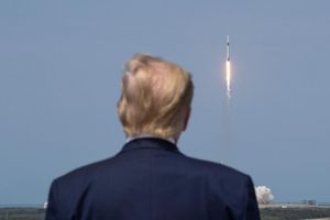 Der US-Präsident hat eine neue Raumfahrt-Verordnung unterschrieben. (Archivfoto) - Foto: Alex Brandon/AP/dpa