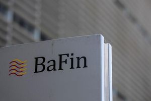 Die Finanzaufsicht Bafin will Kleinanleger vor Verlusten mit Turbo-Zertifikaten schützen (Symbolbild) - Foto: Boris Roessler/dpa/dpa-tmn