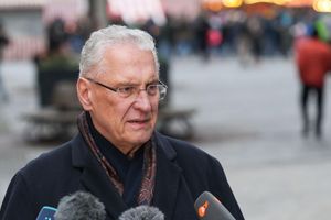 Laut Innenminister Herrmann stand wohl kein Anschlag unmittelbar bevor. - Foto: Daniel Löb/dpa