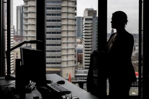 Frauen auf Vorstandsposten sind weiterhin die Minderheit. (Symbolbild) - Foto: Hannes P. Albert/dpa