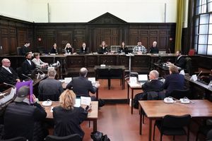 Der Prozess wird erst wieder im neuen Jahr fortgeführt. - Foto: Marcus Brandt/Pool dpa/dpa