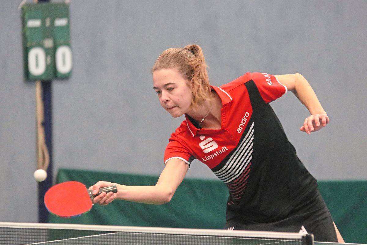 Nachdem Angelina Wulff und die DJK Cappel bereits in der Frauen-NRW-Liga das Maß aller Dinge waren und den Titel holten, will sich die junge Mannschaft jetzt auch in der Mädchen-NRW-Liga mit einem Sieg im Topspiel gegen den Tabellenzweiten Borussia Düsseldorf Platz eins sichern. Damit hätte man sich dann zudem für die westdeutschen Mannschaftsmeisterschaften qualifiziert. Foto: Wiegand