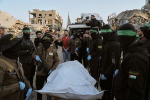 Die übergebene Leiche ist als die eines vermissten Thailänders identifiziert worden. (Archivbild) - Foto: Jehad Alshrafi/AP/dpa