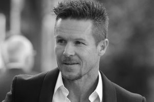 Tod in Italien: Der Extremsportler Felix Baumgartner kommt bei einem Sprung mit dem Gleitschirm ums Leben. (Archivbild) - Foto: Caroline Seidel/dpa