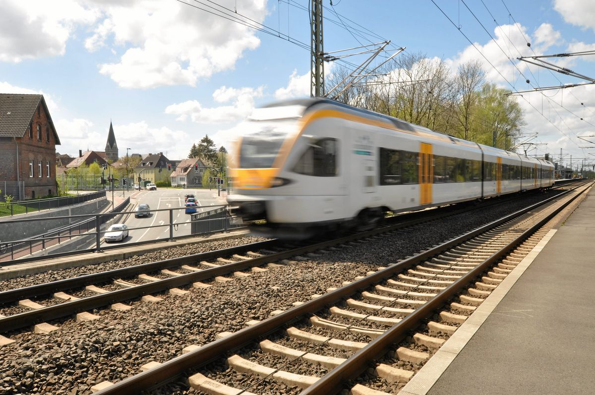 Die Eurobahn will im Kreis Soest langsam zum Regelfahrplan zurückkehren. Archivfoto: Salmen
