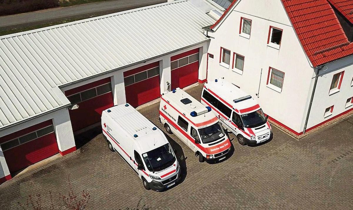 Ab dem zweiten Quartal 2024 betreibt der Kreis beim DRK-Ortsverband in Rüthen, Harringhuser Straße 34, als Übergangslösung eine zusätzliche Rettungswache und stationiert dort einen Rettungswagen. Foto: Bastian Schulz
