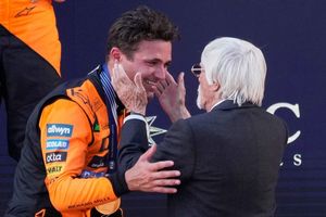 Lando Norris schlägt nach seinem Kanada-Aus zurück. - Foto: Darko Bandic/AP/dpa