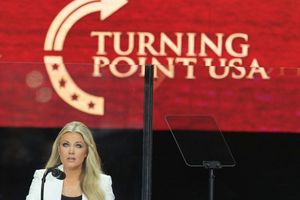 Kirks Organisation unterstützt eine Präsidentenkandidatur von JD Vance. (Archivbild) - Foto: Ross D. Franklin/AP/dpa