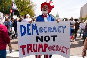 Seit Trumps zweiten Amtsantritt hat es in den USA deutlich mehr Demonstrationen als in seiner ersten Amtszeit gegeben. - Foto: Jose Luis Magana/FR159526 AP/AP/dpa