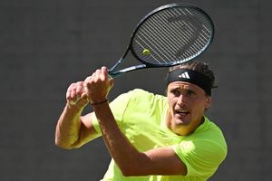 Auftakthürde erfolgreich genommen: Alexander Zverev in Stuttgart. - Foto: Marijan Murat/dpa