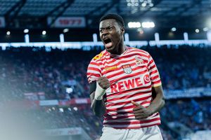 Torschütze zur Kölner 1:0-Führung: Ragnar Ache - Foto: Rolf Vennenbernd/dpa