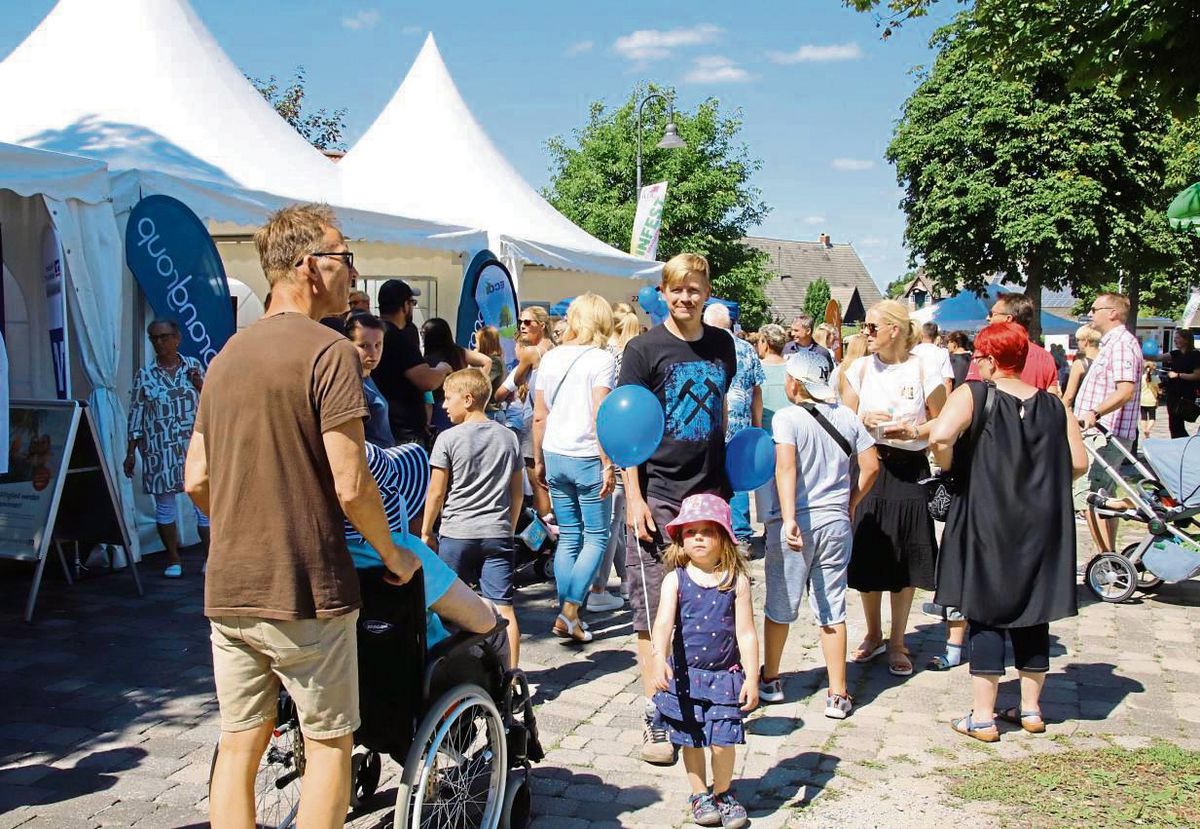 Das Anröchter Steinfest ist ein Publikumsmagnet. Dazu tragen nicht nur die Aussteller, sondern auch viele Attraktionen mit bei. Foto: Meschede