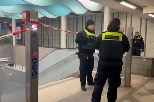 Nach dem tödlichen Vorfall in Hamburg ermittelt die Mordkommission. (Symbolbild) - Foto: Fabian Höfig/NEWS5/dpa