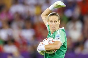 Ann-Katrin Berger setzt ihre Karriere im Nationalteam fort. (Archivbild) - Foto: Michael Buholzer/KEYSTONE/dpa
