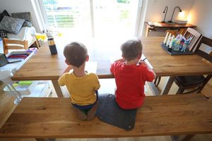 Mit dem Jahreswechsel ändern sich die Bedarfssätze für Trennungskinder. (Symbolbild) - Foto: Karl-Josef Hildenbrand/dpa