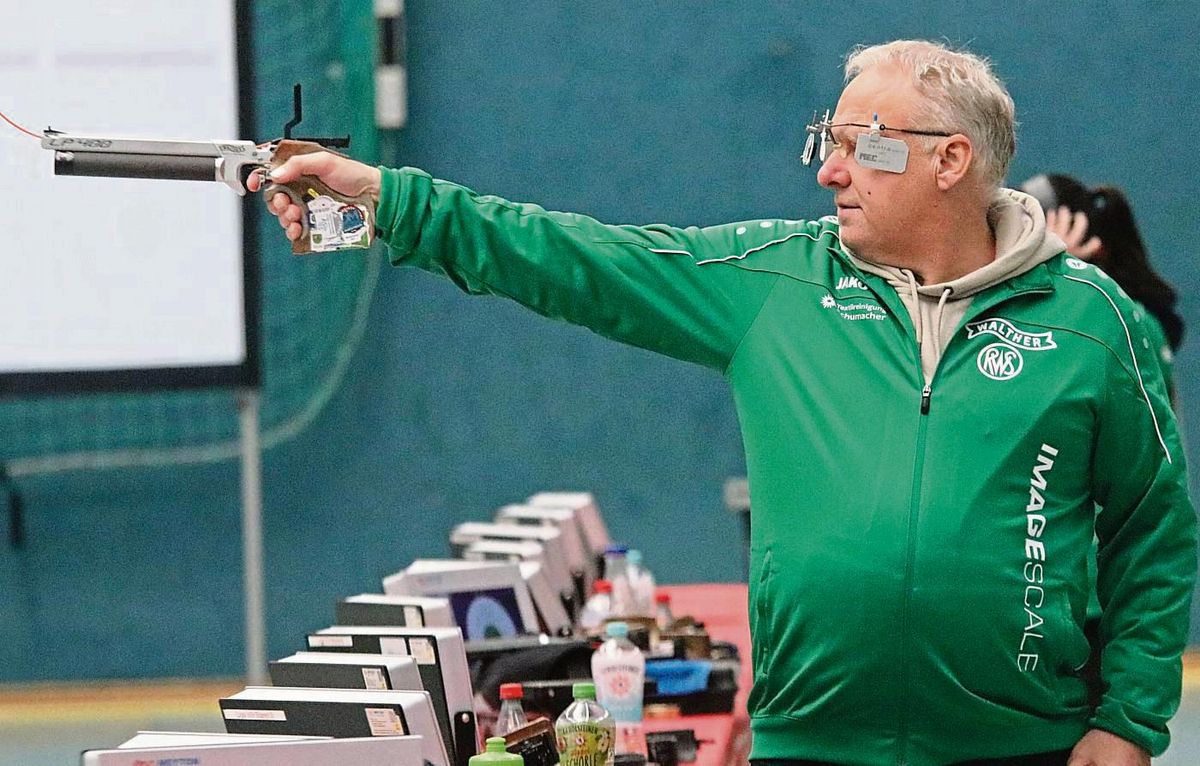 Das Ziel knapp verfehlt: Der SSV Bad Westernkotten, hier mit Peter Müller, tritt auch in der kommenden Saison in der 2. Liga an. Beim Aufstiegswettkampf in Hannover reichte ein vierter Platz nicht zur sofortigen Erstliga-Rückkehr. Foto: Thomas Wiegand
