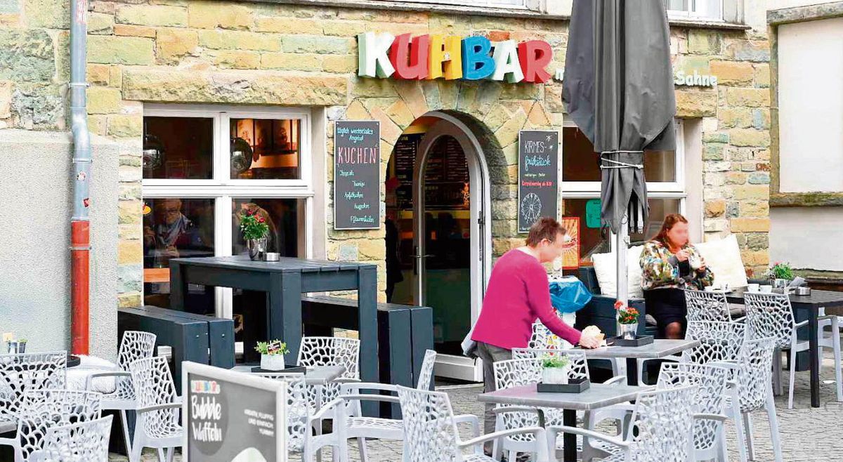 Die Kuhbar in Soest ist im Jahr 2020 eröffnet worden und befindet sich in einem historischen Gebäude an der Rathausstraße. Für das Konzept eher ungewöhnlich ist die Verteilung auf zwei Ebenen. Foto: Dahm