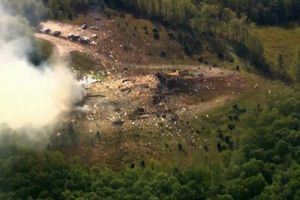 Weiter 18 Vermisste nach US-Explosion - Foto: Uncredited/WTVF-TV/AP/dpa