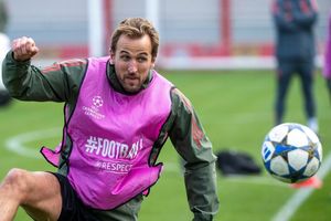 Ausgeruht und bereit für das große Spiel: Harry Kane beim Bayern-Training. - Foto: Peter Kneffel/dpa