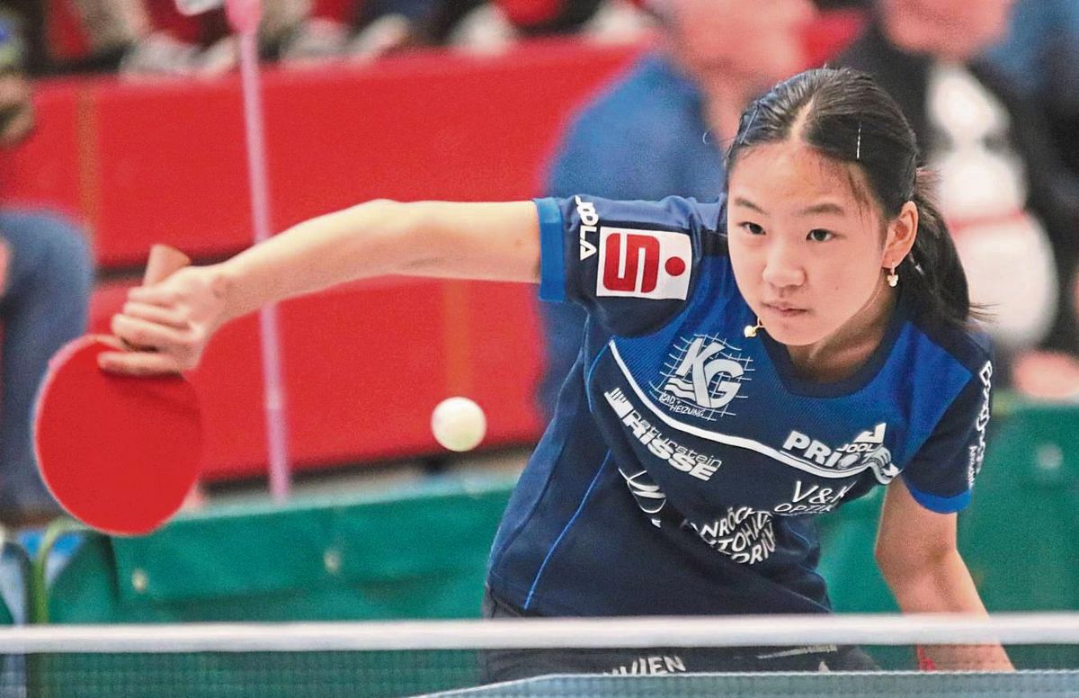 Auch die zweifache Jugend-Europameisterin in Reihen des TTK, Lisa Wang, wird am Sonntag gegen Uentrop an die Platte gehen. Klares Ziel der Anröchterinnen ist es, sich für die bittere 1:6-Hinspielpleite zu revanchieren. Foto: Wiegand