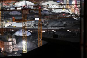 Wann gehen im neuen Stuttgarter Tiefbahnhof auch offiziell die Lichter an? - Foto: Katharina Kausche/dpa