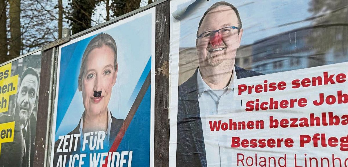 Verunstaltete Wahlplakate sind im Geseker Stadtbild keine Seltenheit. Vor allem die Clownsnase ist auf fast jeder Plakatwand (hier in Ehringhausen) zu finden. Foto: N. Wissing