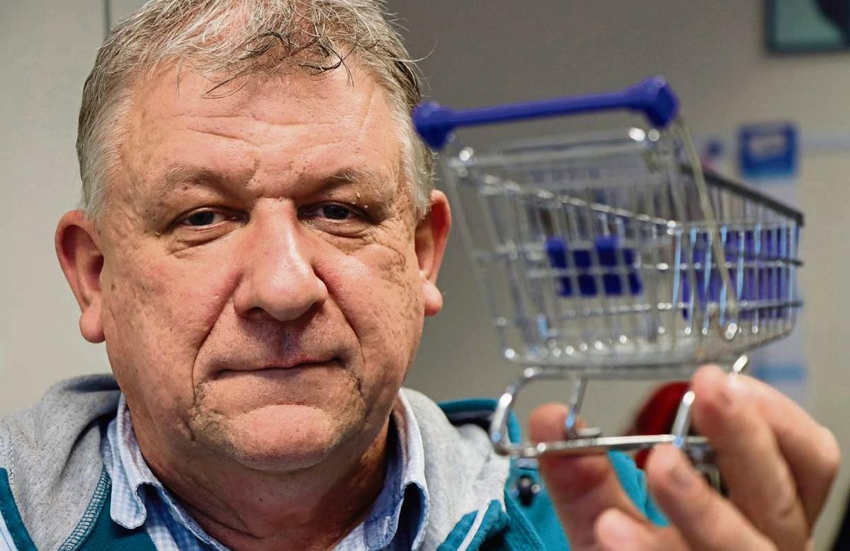 Ortsvorsteher Roland Röwekamp will sich für eine bessere Nahversorgung in Ehringhausen stark machen – und hat auch schon eine Idee. Foto: Dietz