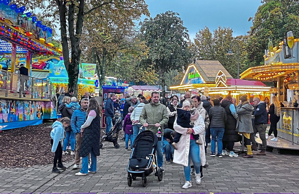 Größtenteils friedlich verläuft derzeit die Herbstkirmes in Anröchte. Ein unschöner Zwischenfall überschattet die positive Bilanz jedoch. Foto: Wibke Bußmann