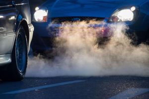 Neue Autos sind in der Regel sauberer. Das gibt Autostädten einen Vorteil im Ranking. - Foto: Marijan Murat/dpa