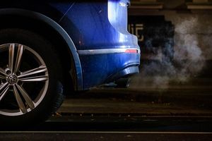 10 Jahre nach Aufdeckung des Dieselbetrugs ist der Skandal noch nicht ausgestanden. - Foto: Ole Spata/dpa