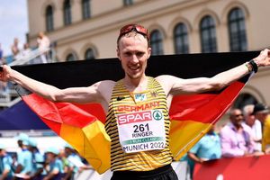 Marathonläufer Richard Ringer ist für die Olympischen Spiele in Paris nominiert worden. - Foto: Marius Becker/dpa