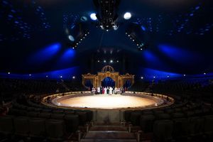 Der Circus Krone feierte am ersten Weihnachtstag die Premiere seines Winterprogramms, das in diesem Jahr unter dem Motto «Ich. Du. Wir. Krone» steht. (Archivbild) - Foto: Lukas Barth/dpa